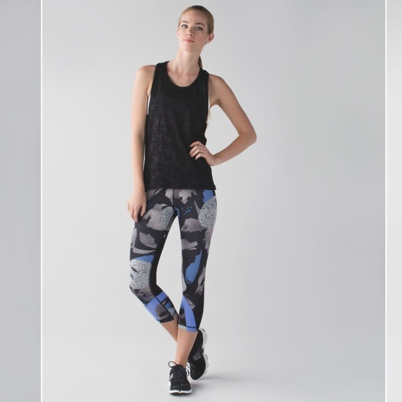 Lululemon - Run: Inspire Crop II *Full-On Luxtreme (Mesh) Art Pop Black Multi 6 - Picture 1 of 12